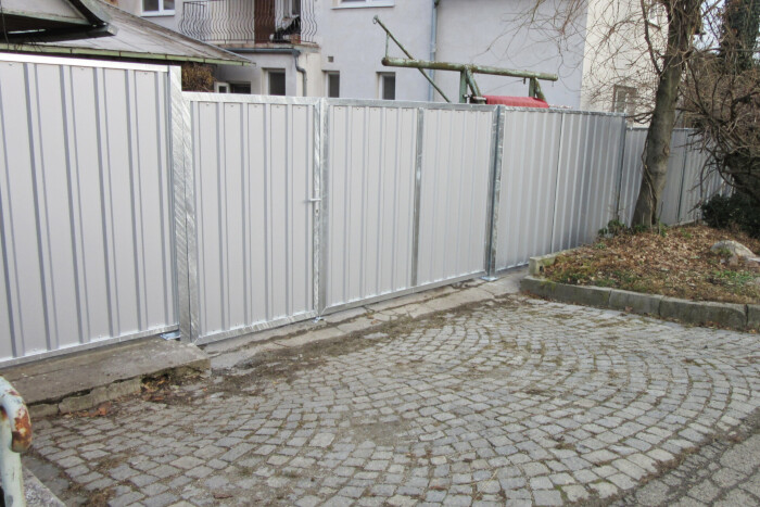 Reference 21